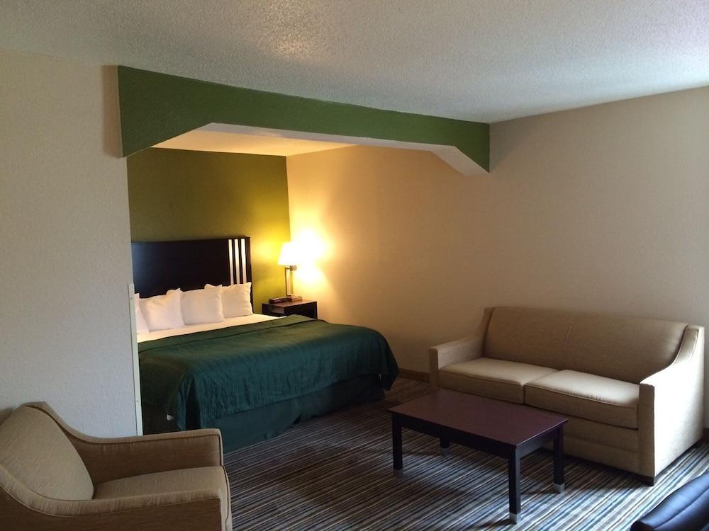 Spark By Hilton Wytheville East Main Street Exteriör bild