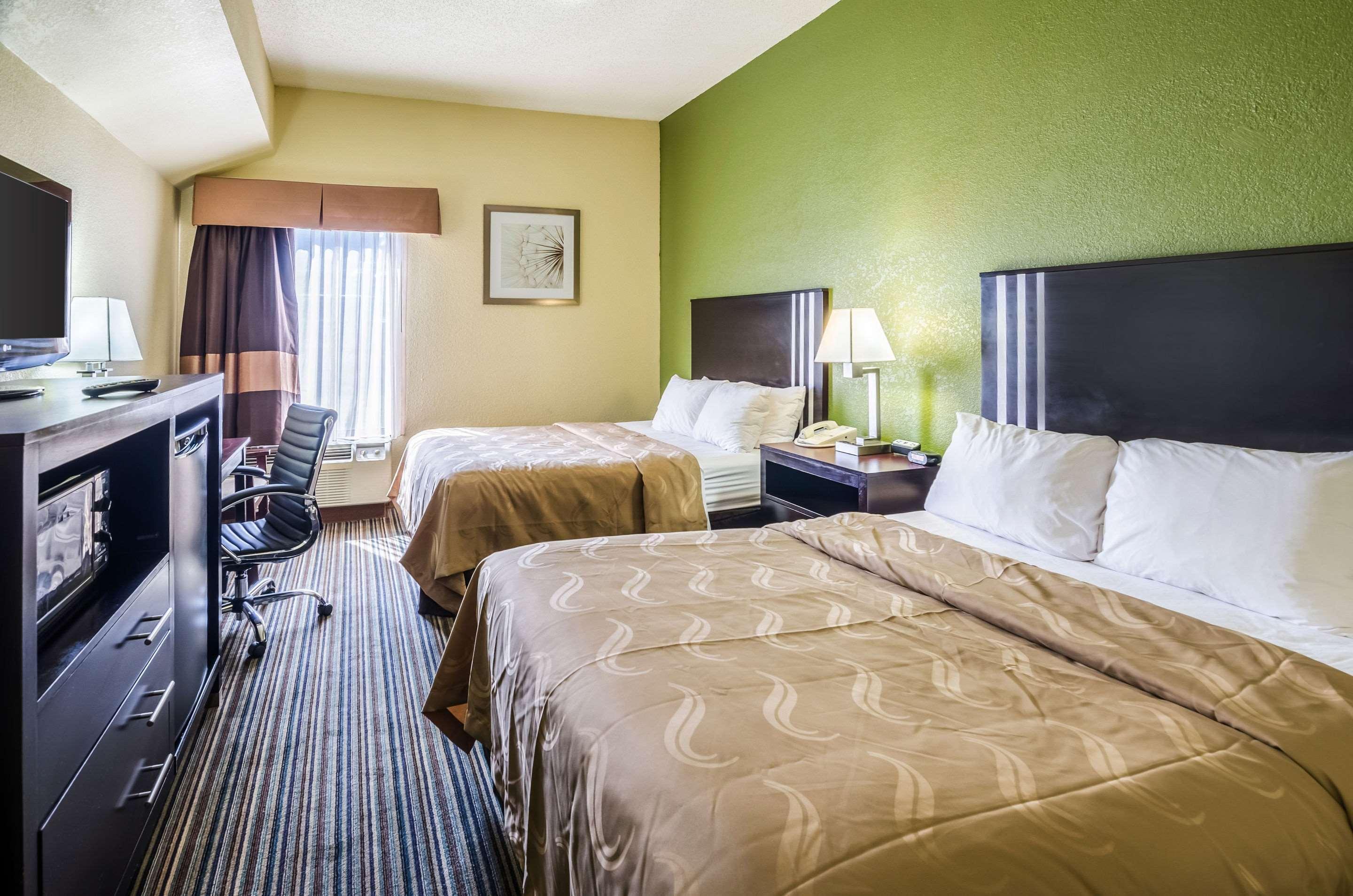 Spark By Hilton Wytheville East Main Street Exteriör bild