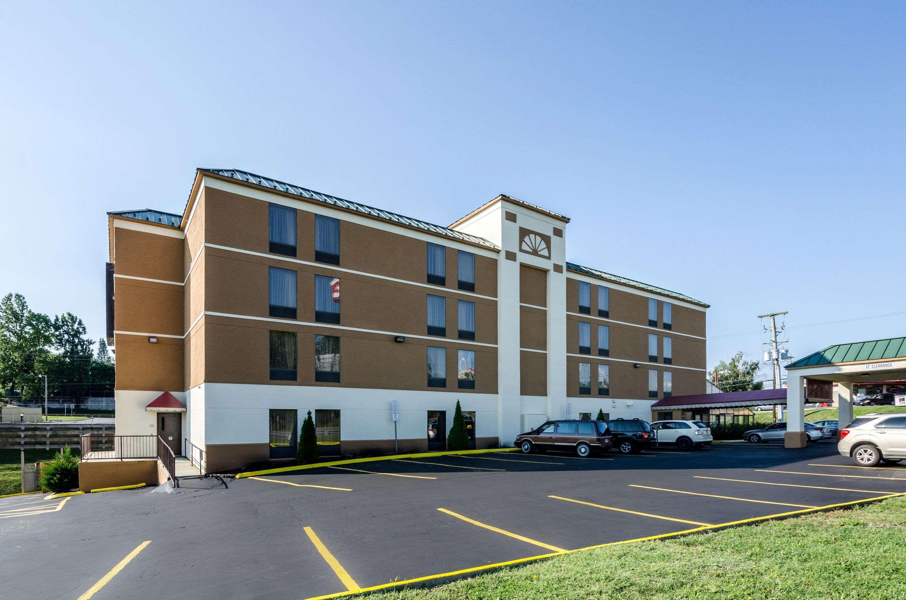 Spark By Hilton Wytheville East Main Street Exteriör bild