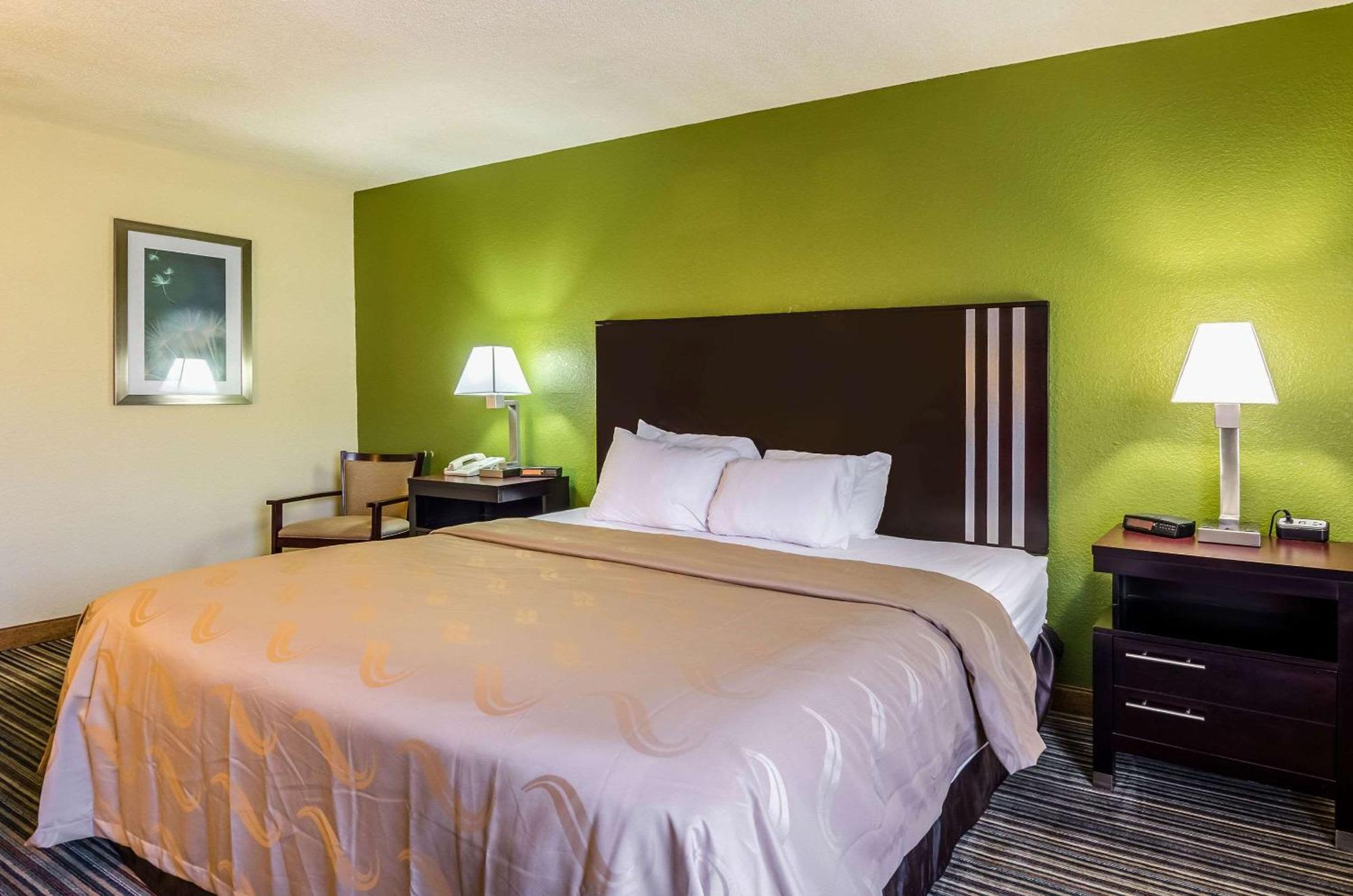 Spark By Hilton Wytheville East Main Street Exteriör bild