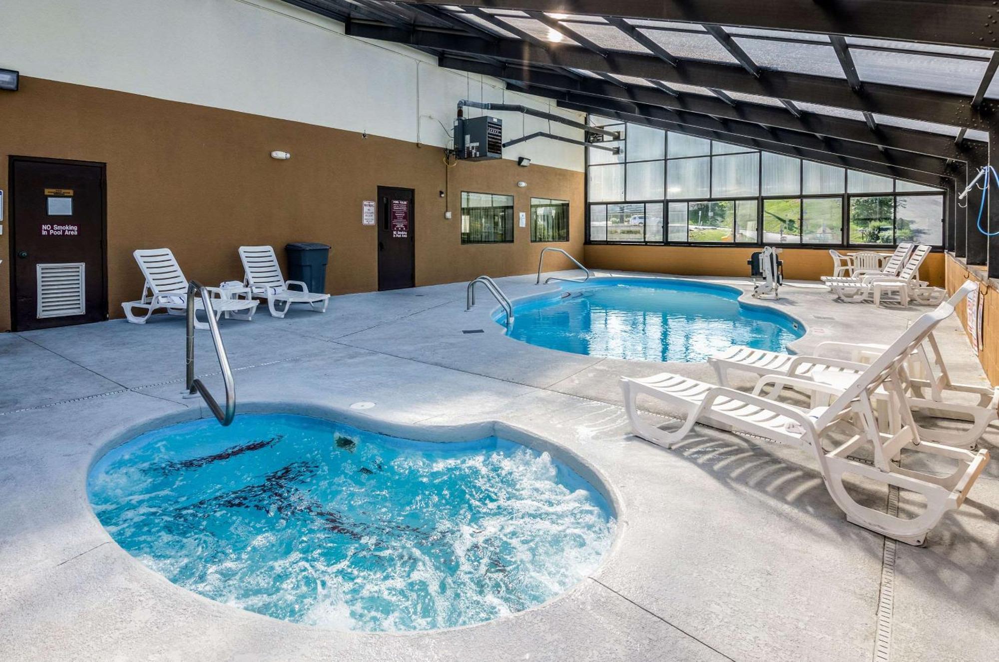 Spark By Hilton Wytheville East Main Street Exteriör bild
