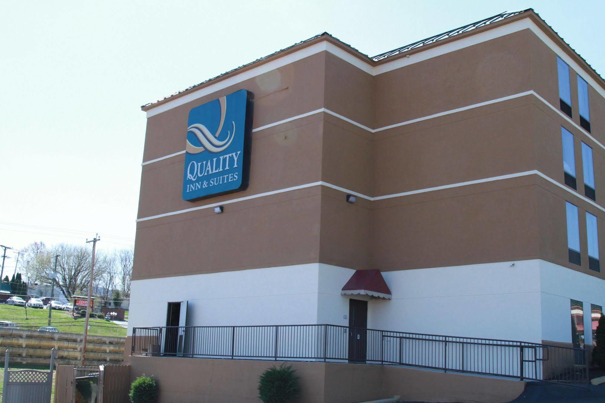Spark By Hilton Wytheville East Main Street Exteriör bild